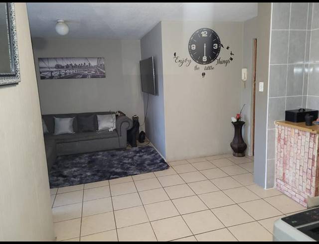 2 BEDROOM HOUSE FOR SALE IN FLORIDA